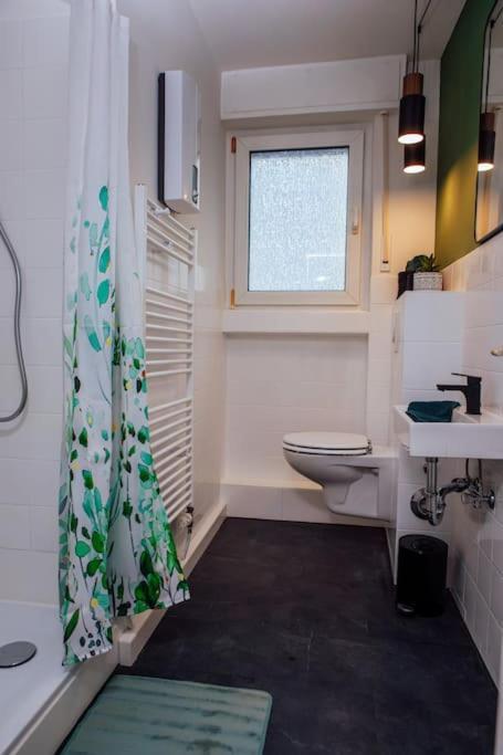 Green & Modern - City - Netflix - Wifi - 2 Person Essen Bagian luar foto